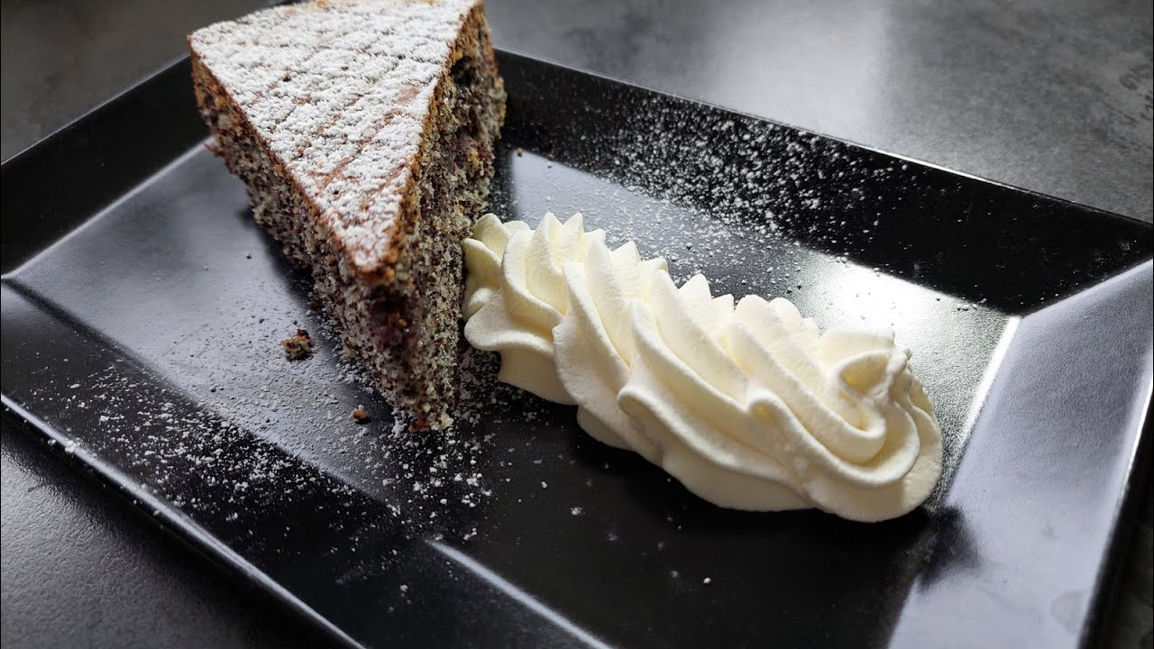 Mohntorte die beliebte saftige Mehlspeise aus dem schönen Waldviertel # 1