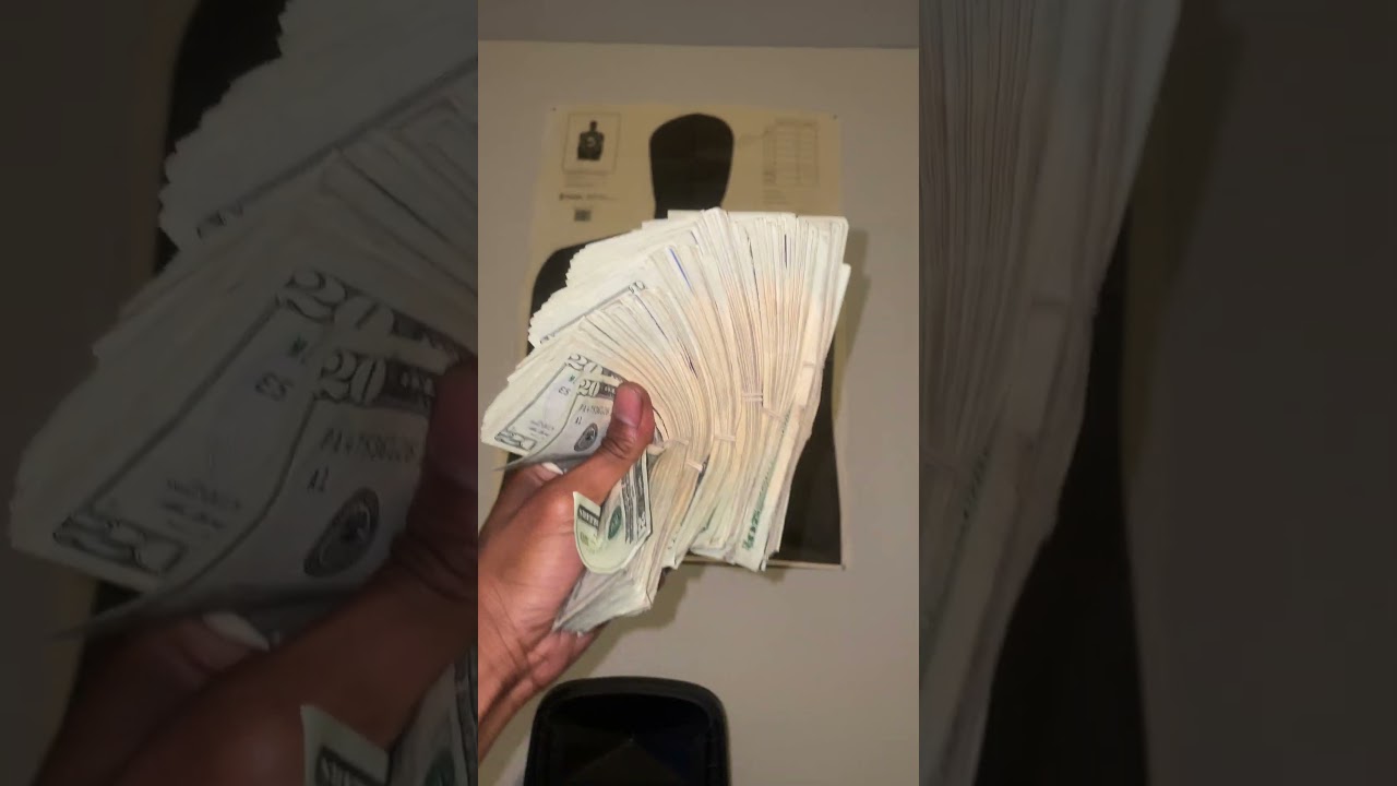 $5000 in Cash 20s