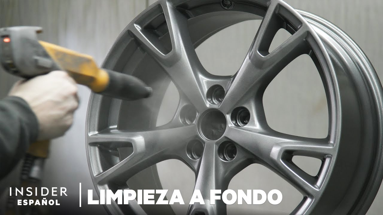 Cómo se recubren profesionalmente las ruedas con polvo | Insider Español
