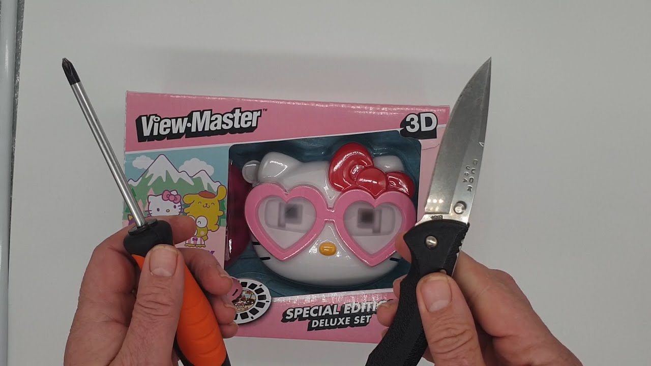 Hello Kitty 2024 viewer unboxing and disassembly.