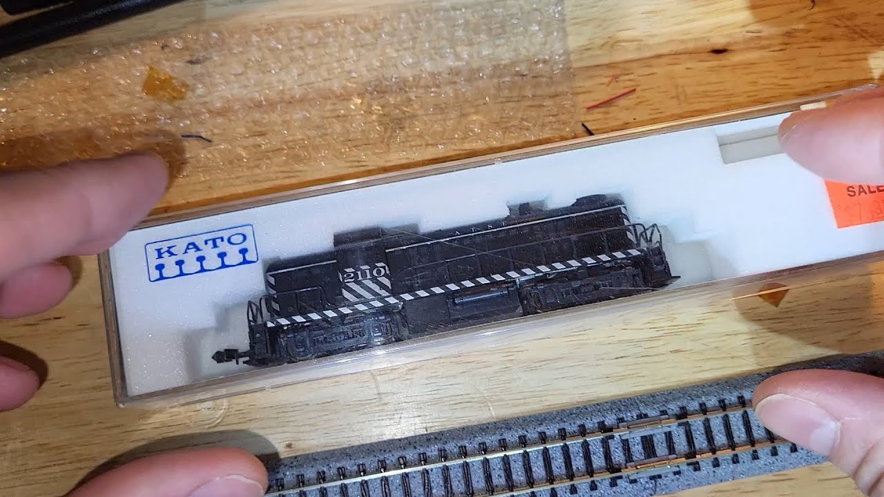 Will it run cheap Kato n scale RS-2