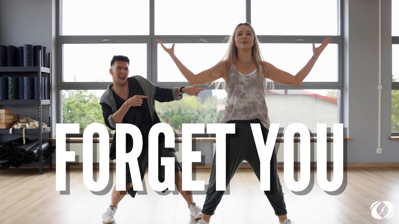 FORGET YOU | Salsation® Dynamic Warm-up Dominika & Damian