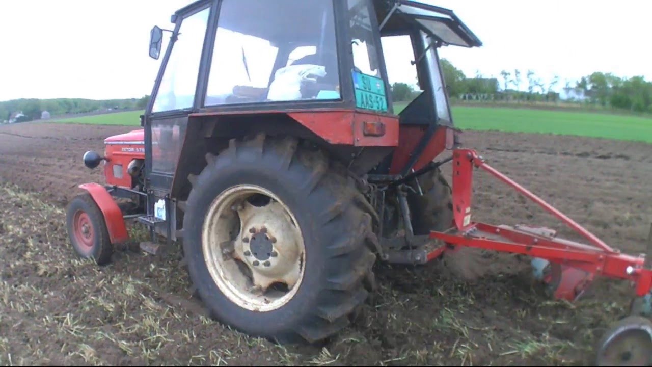 Manure spreading and plowing 2016