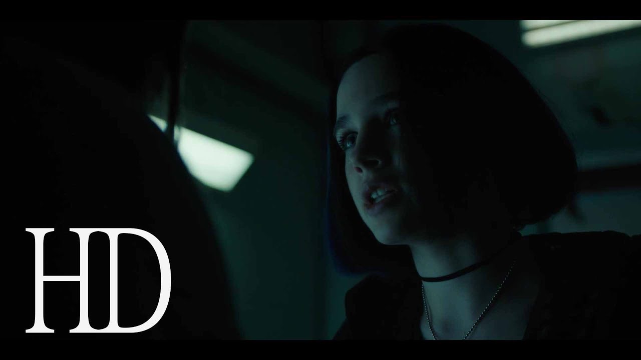 Rachel saw her mother for the first time.Titans 1x7