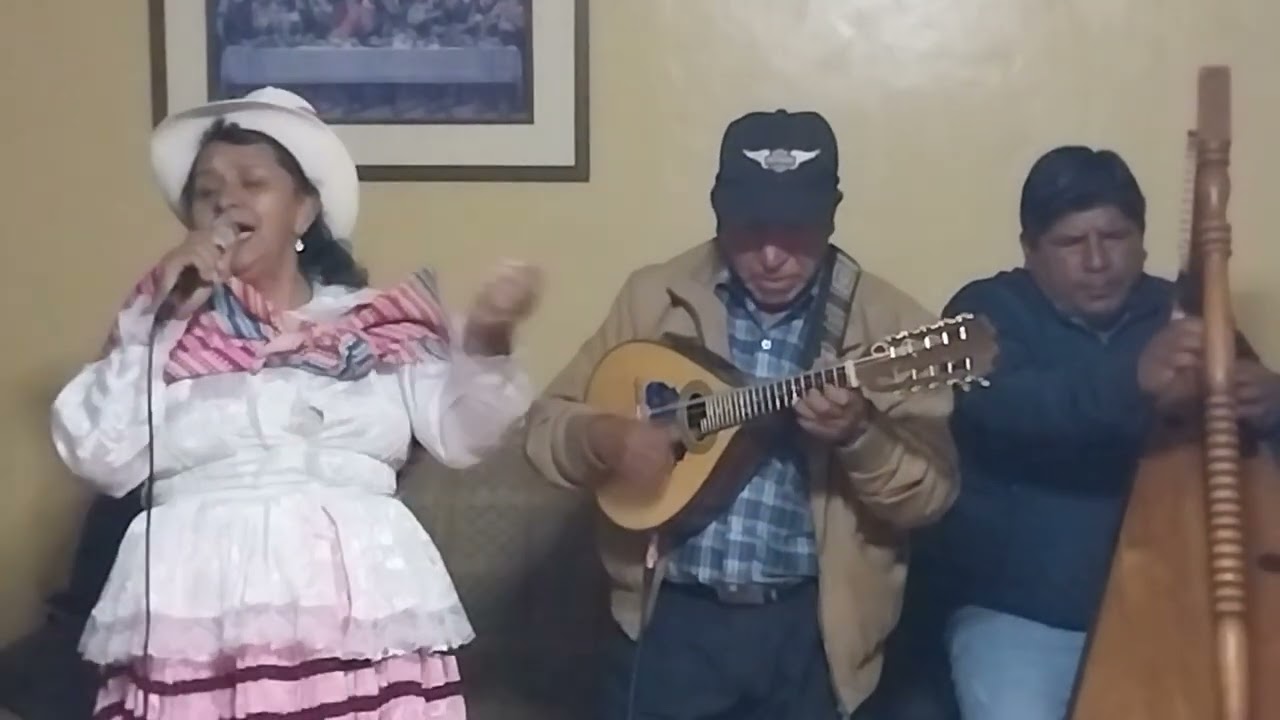 CONJUNTO LOS TUNANTES DE CUSIBAMBA , TEMA IMAPAQ MUNAWARANQUI,Canta La ANTEÑITA , Clara Sani Lopez