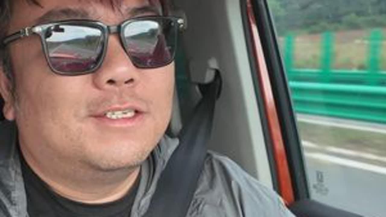 拖挂房车自驾G331国道，绥芬河国门景区俄罗斯货车日夜不停 #老印露游记 #黑龙江 #绥芬河口岸 #中东铁路 #吹爆美好目的地