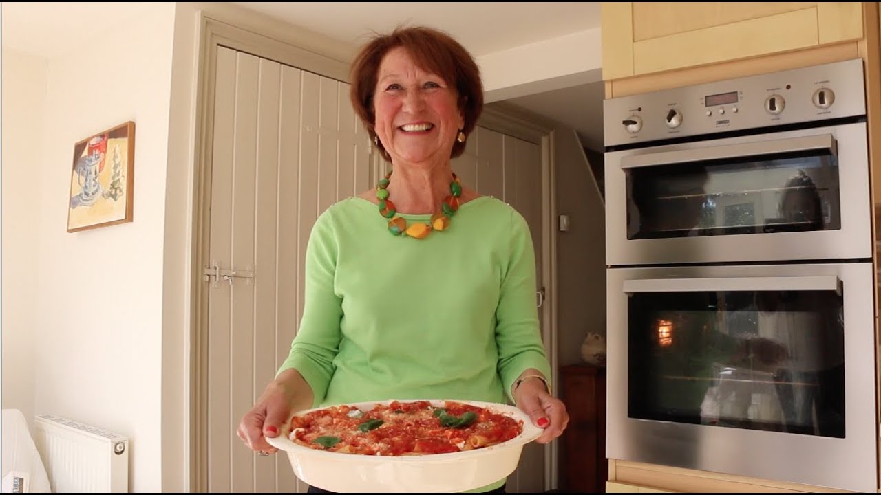 How to Make Timballo with Aubergines | Pasta Grannies