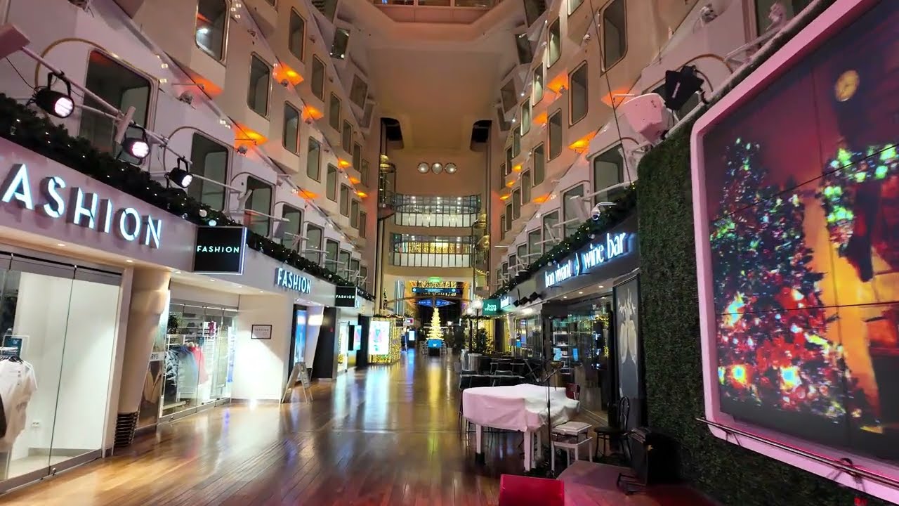 Silja Symphony Promenade 