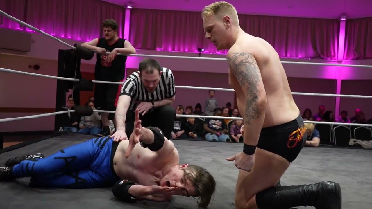 HOUSE OF PAIN - Beeston (10-12-22) - Riley Nova & Ethan Griffin v Team Textbook