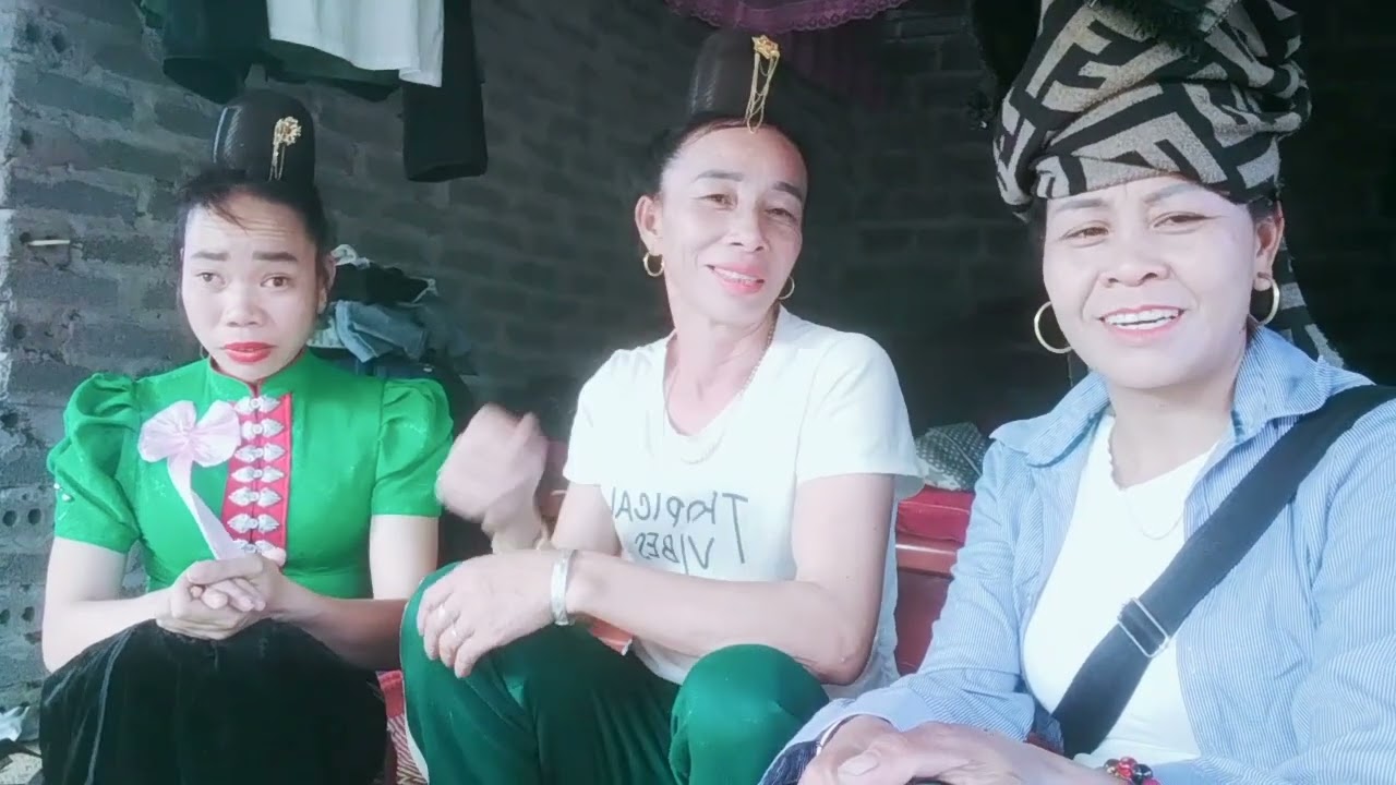 Mẹ em hương yêu cầu các nghệ nhân các chủ kênh hãy chặt ních chặt số em hết ạ