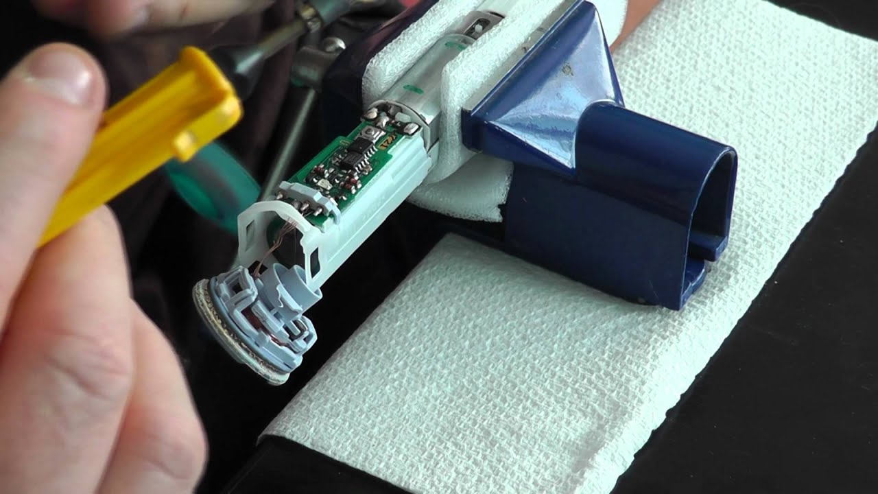 Replacing the battery in a Braun Electric Toothbrush