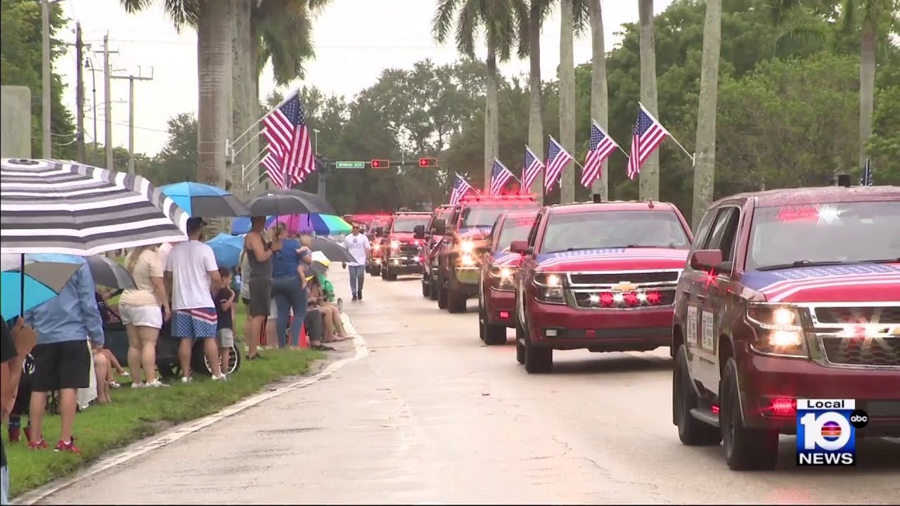 Plantation residents and visitors gather for annual Fourth of July parade
