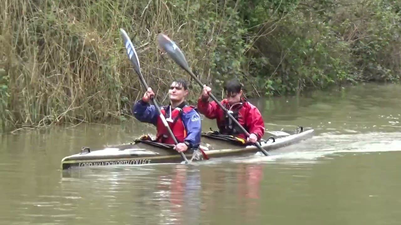 Devizes to Westminster canoe race - 2024 stage race day1