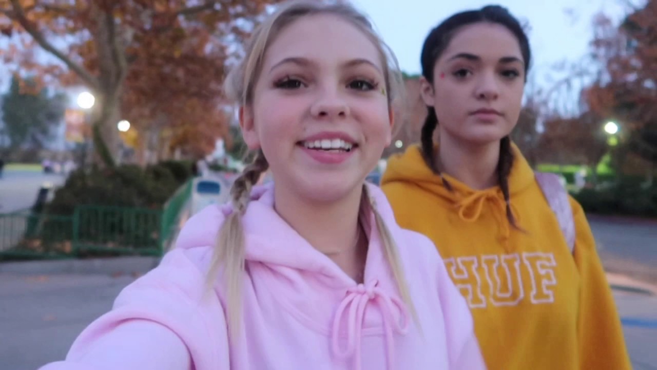 DIVE DEVIL?! | Jordyn Jones Vlogmas