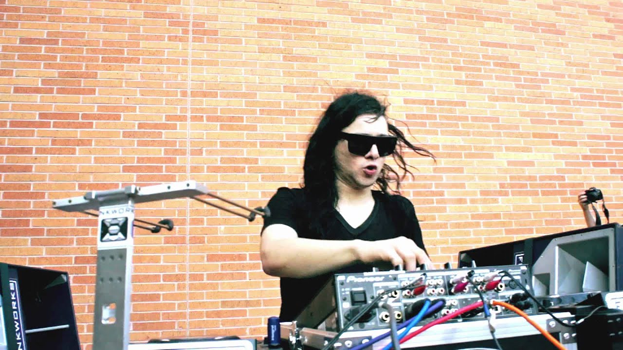 Skrillex Live in Austin TX 2012