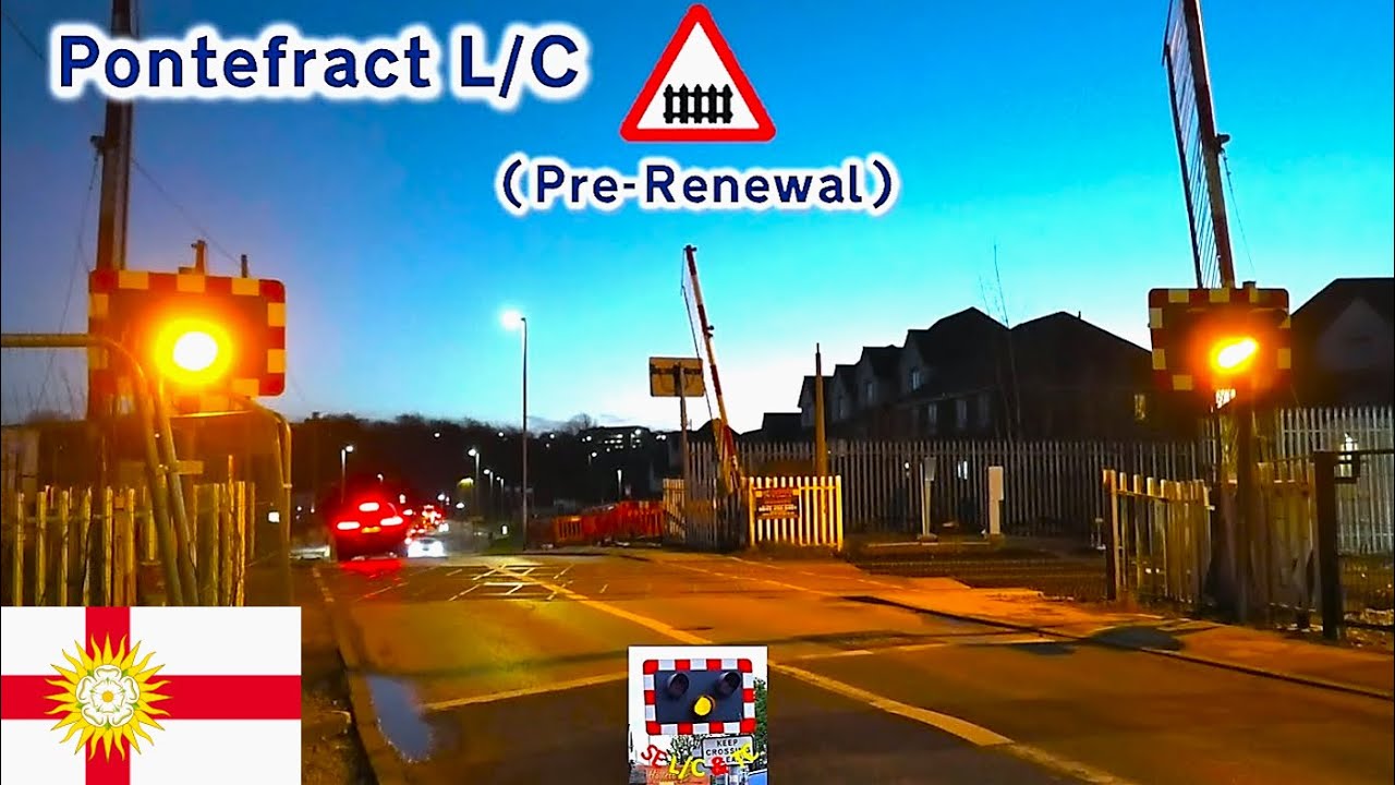 Pre-Renewal Pontefract Level Crossing, West Yorkshire