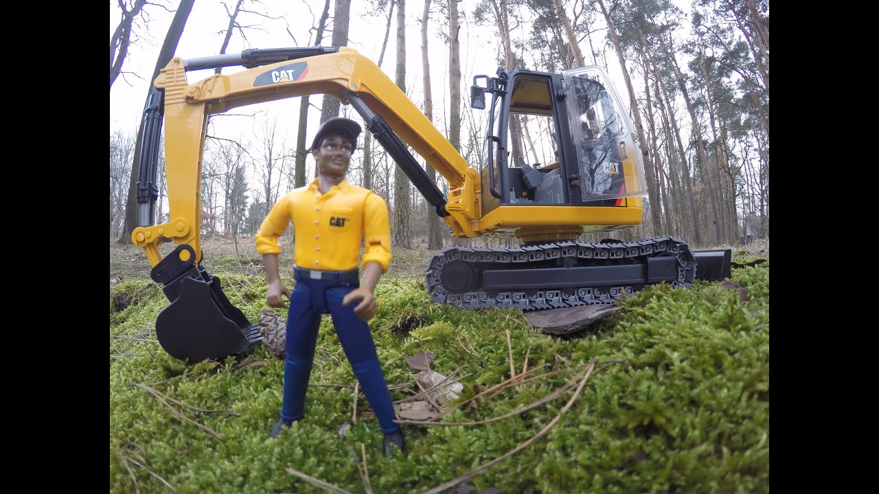 BRUDER TOYS 2016 New Cat Mini excavator