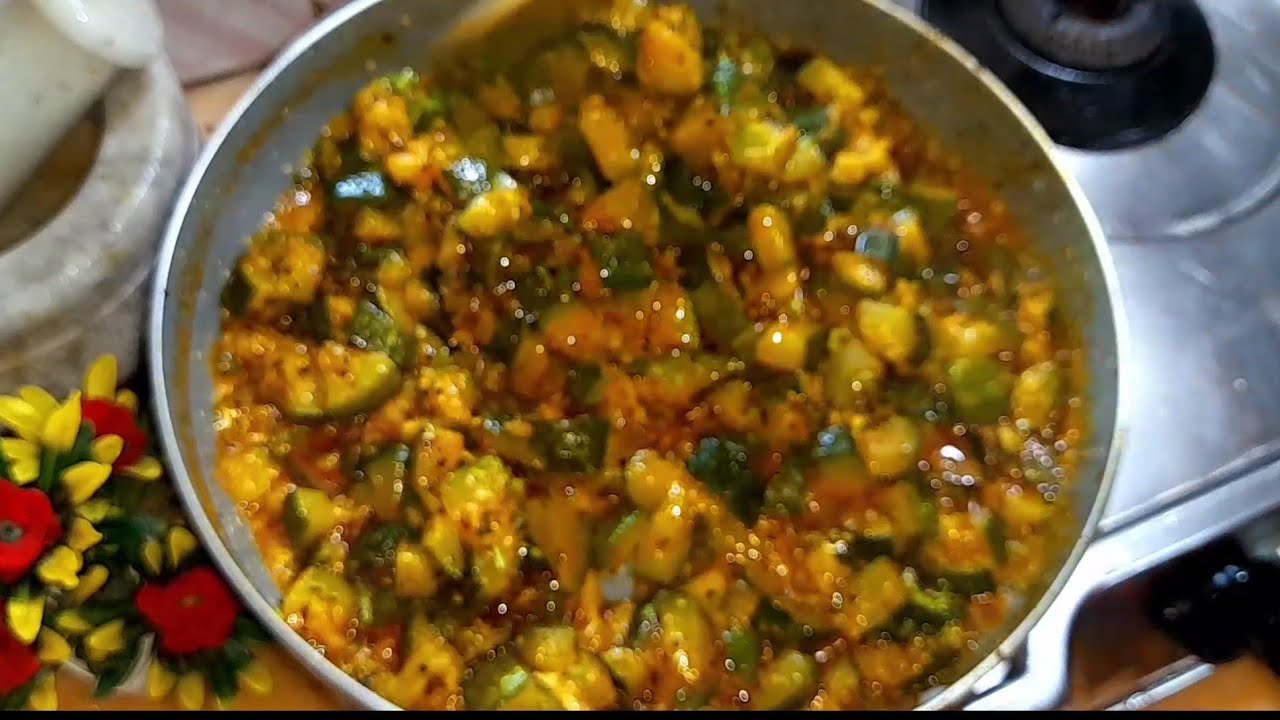 इस सब्जी को खाएं बजन कम करने में बहुत लाभदायक है #zuchinni  #maakirasoimein