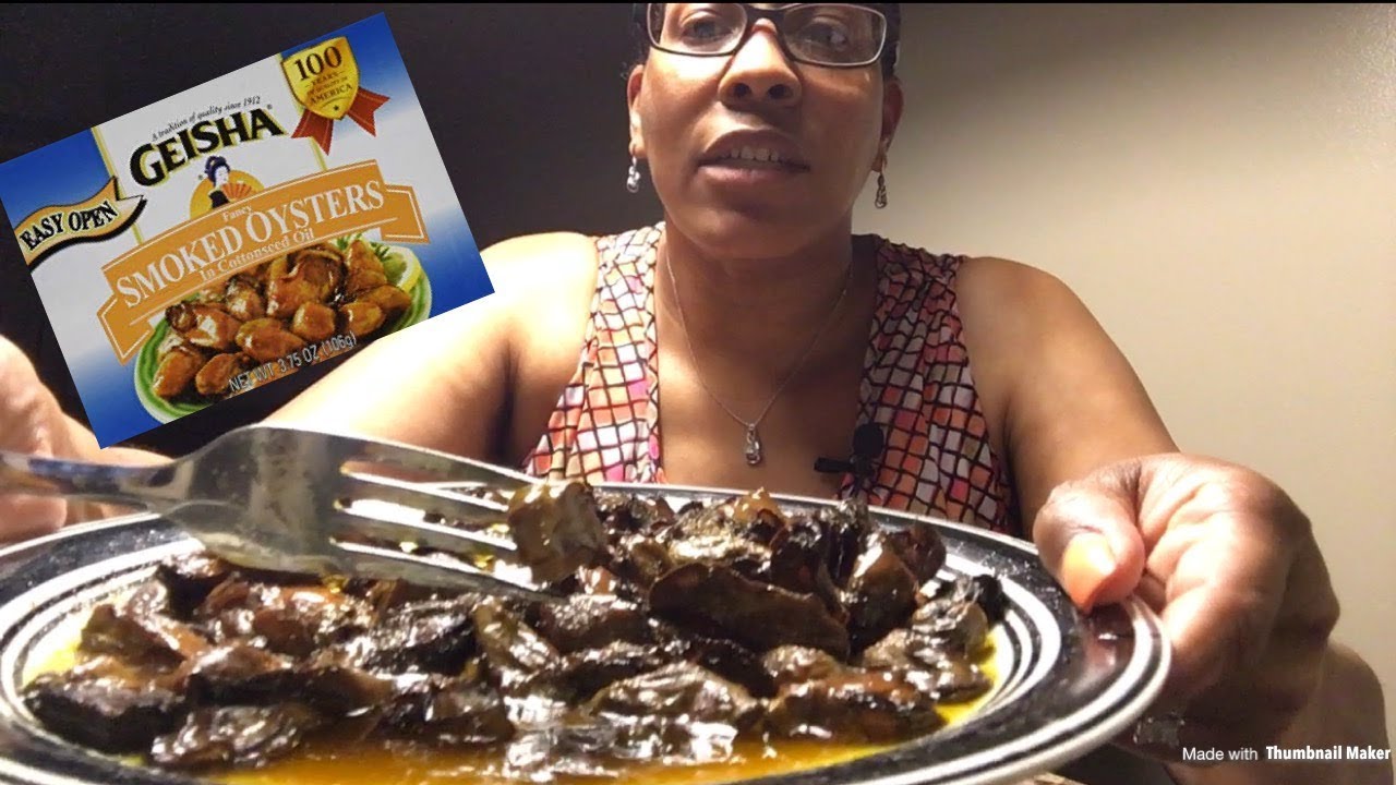 Smoked Oysters Mukbang - Why I love hot sauce🔥