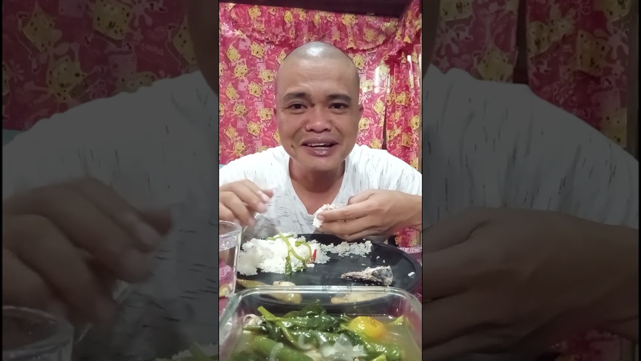 Law-oy (Filipino Food) at paksiw na isda 