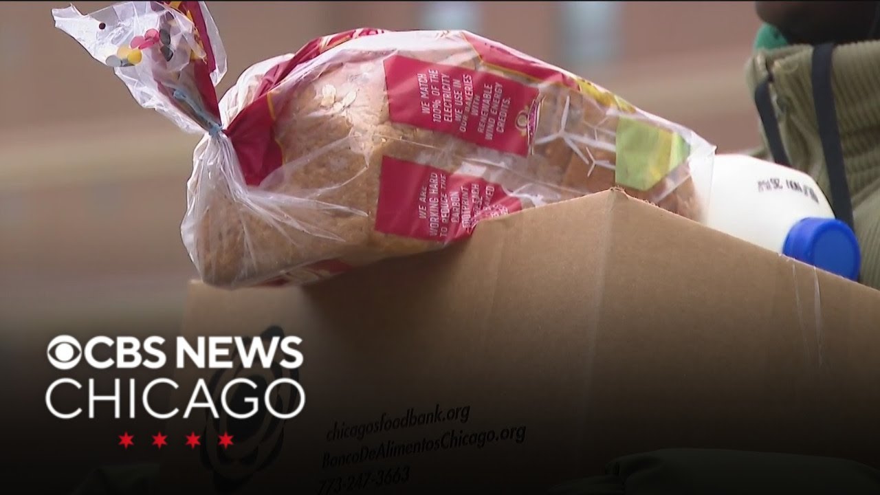 SNAP recipients in Chicago turn to food banks