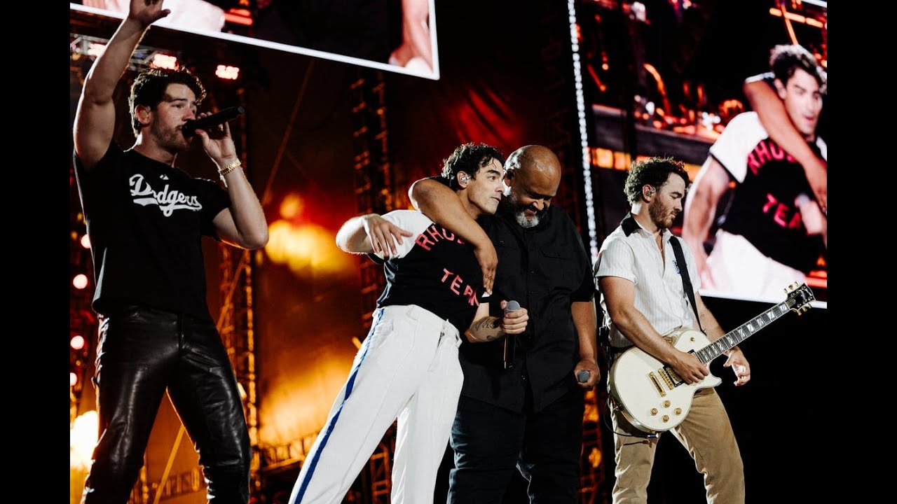 2/4 ~ v.2 Jonas Brothers: The Tour 09.09.2023