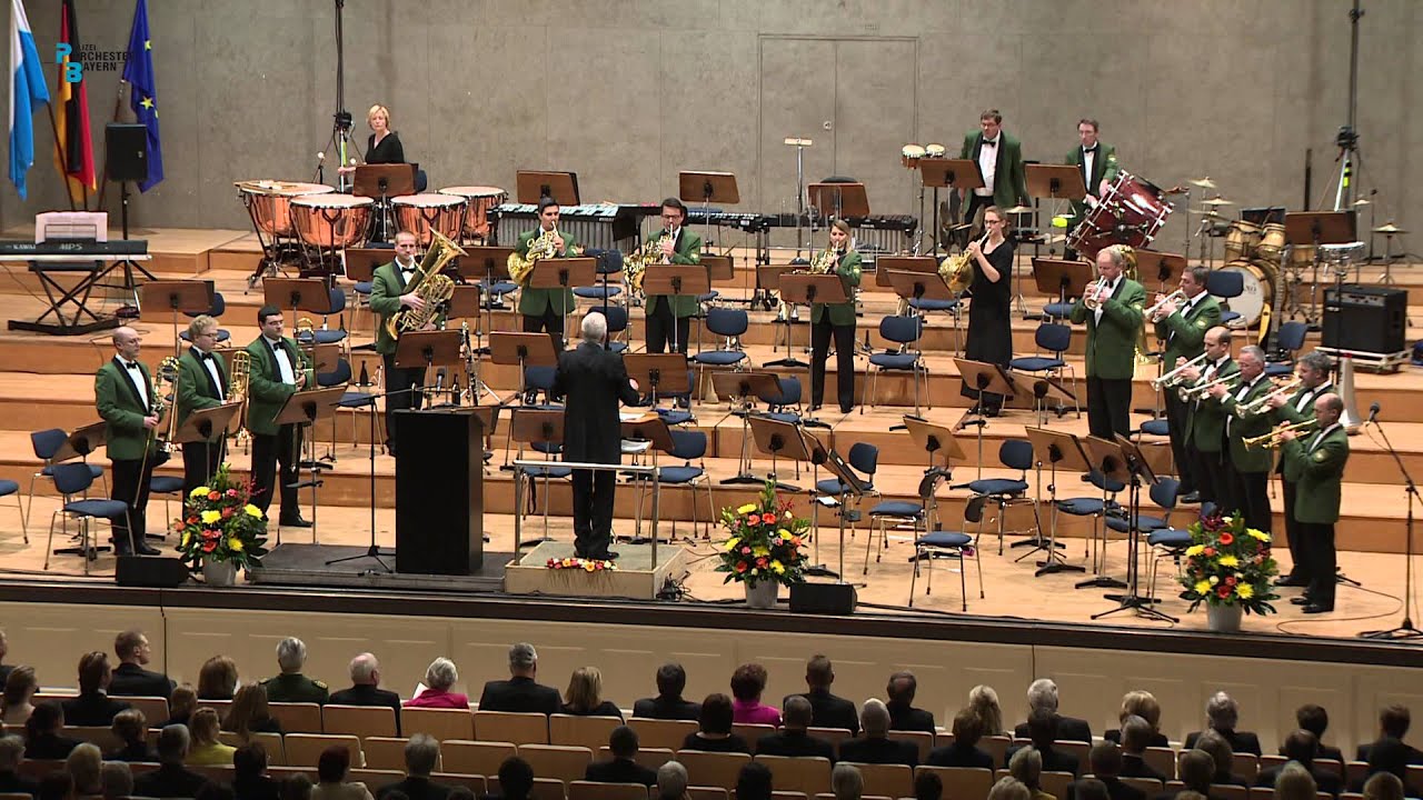 Polizeiorchester Bayern; Dirigent Prof. Johann Mösenbichler; FANFARE FOR THE COMMON MAN