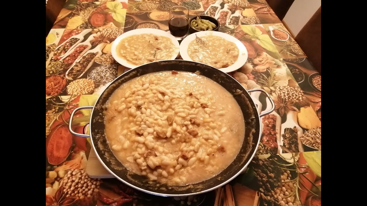 Estofat de fesols amb xoriç picant