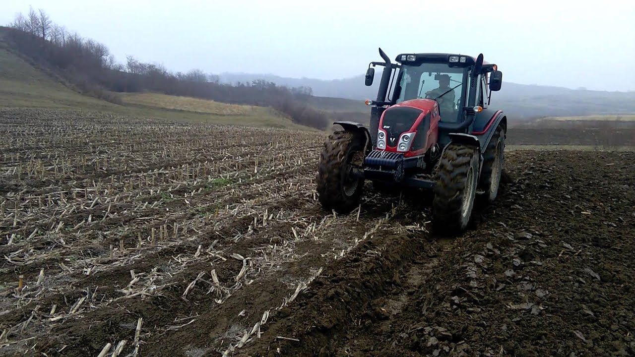 Valtra n123 2015 + plug maschio