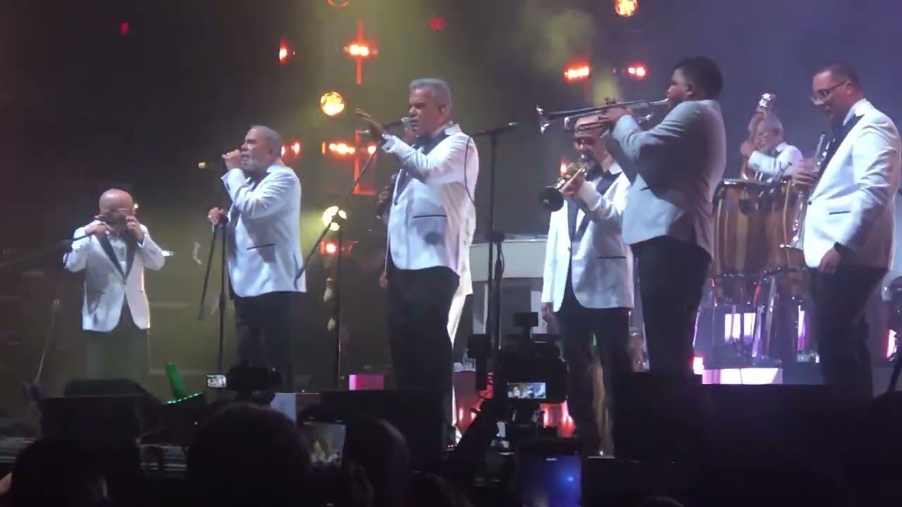 SONORA PONCEÑA,YARÉ, 70 ANIVERSARIO, COLISEO ROBERTO CLEMENTE 2025