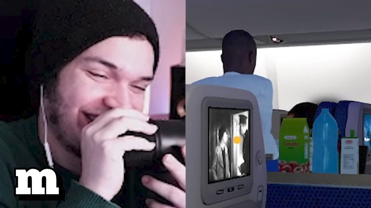 MeiaUm e felps jogando um simulador de viagem ✈️