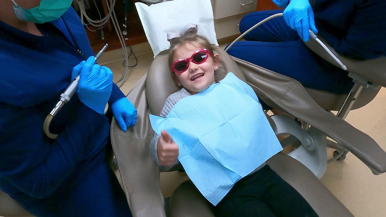 Dental Social Story: Emma's Visit to the Dentist for a Routine Checkup