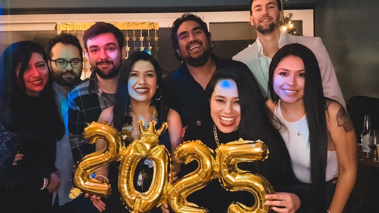 AÑO NUEVO EN PARIS CON NUESTROS AMIGOS 2025 - PERUANA EN FRANCIA