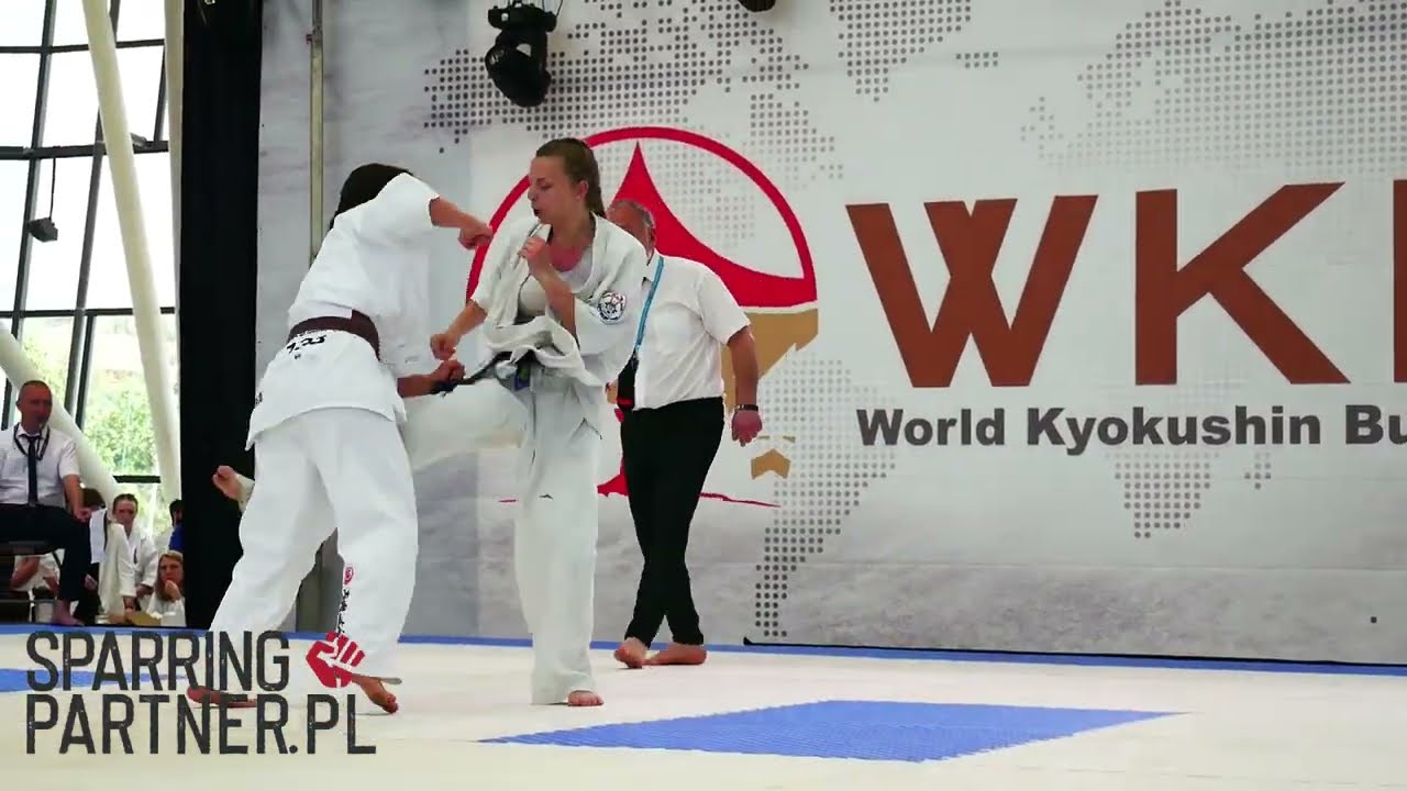 Joanne Schaap vs Lora Devenyi Woman -55kg The 6th WKB European Kyokushin Championships