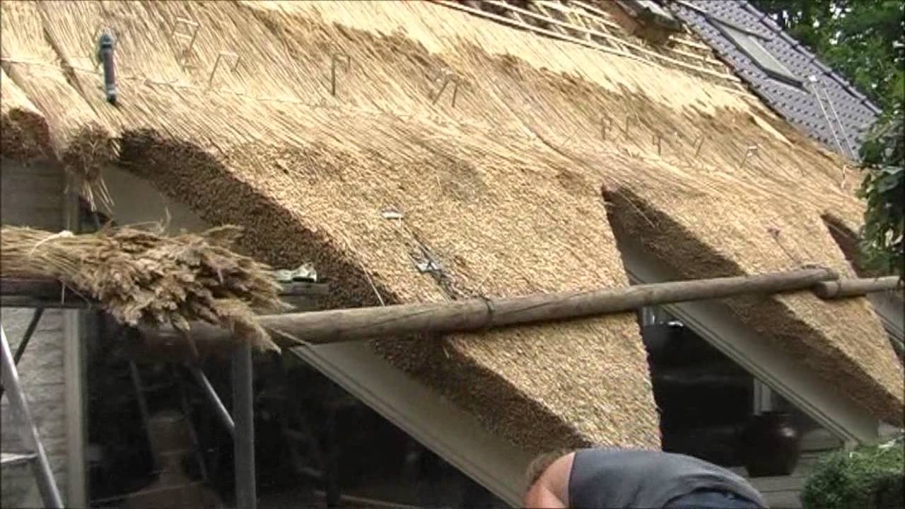 rietdekkersbedrijf MJBron deel 1 thatch roofing