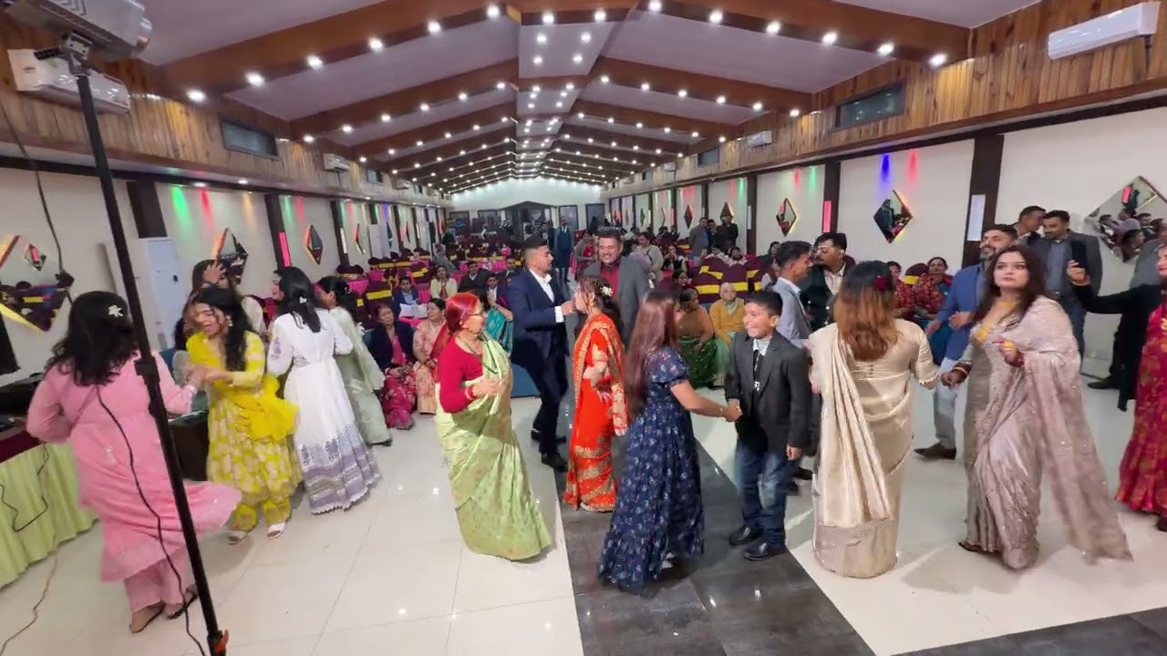 Ayush Dai ko beha, Nayamil❤️Hotel tulip ma 🕺 💃