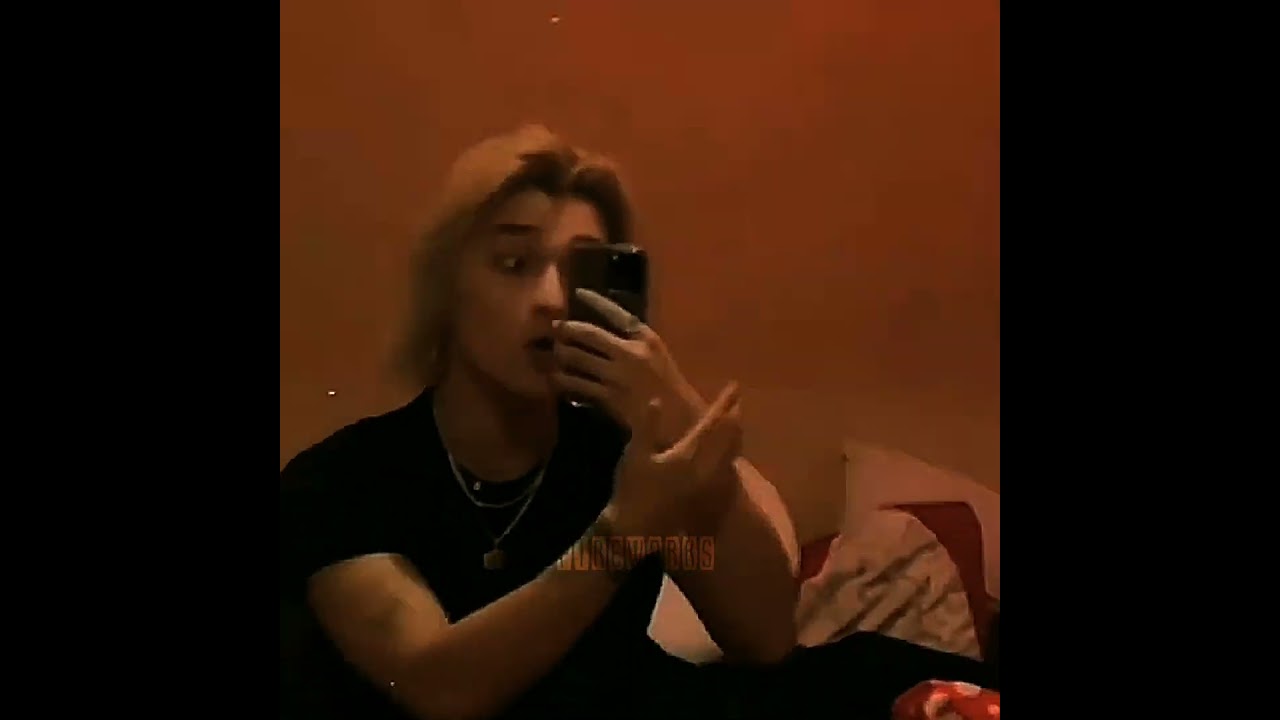 ik this edit looks absolute shit. where i live, it is exactly 1:29 so cut me some me slack😅😭😂