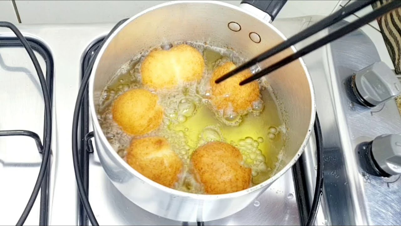 BOLINHO DE OKINAWA   (SATA ANDAGI DONUTS)