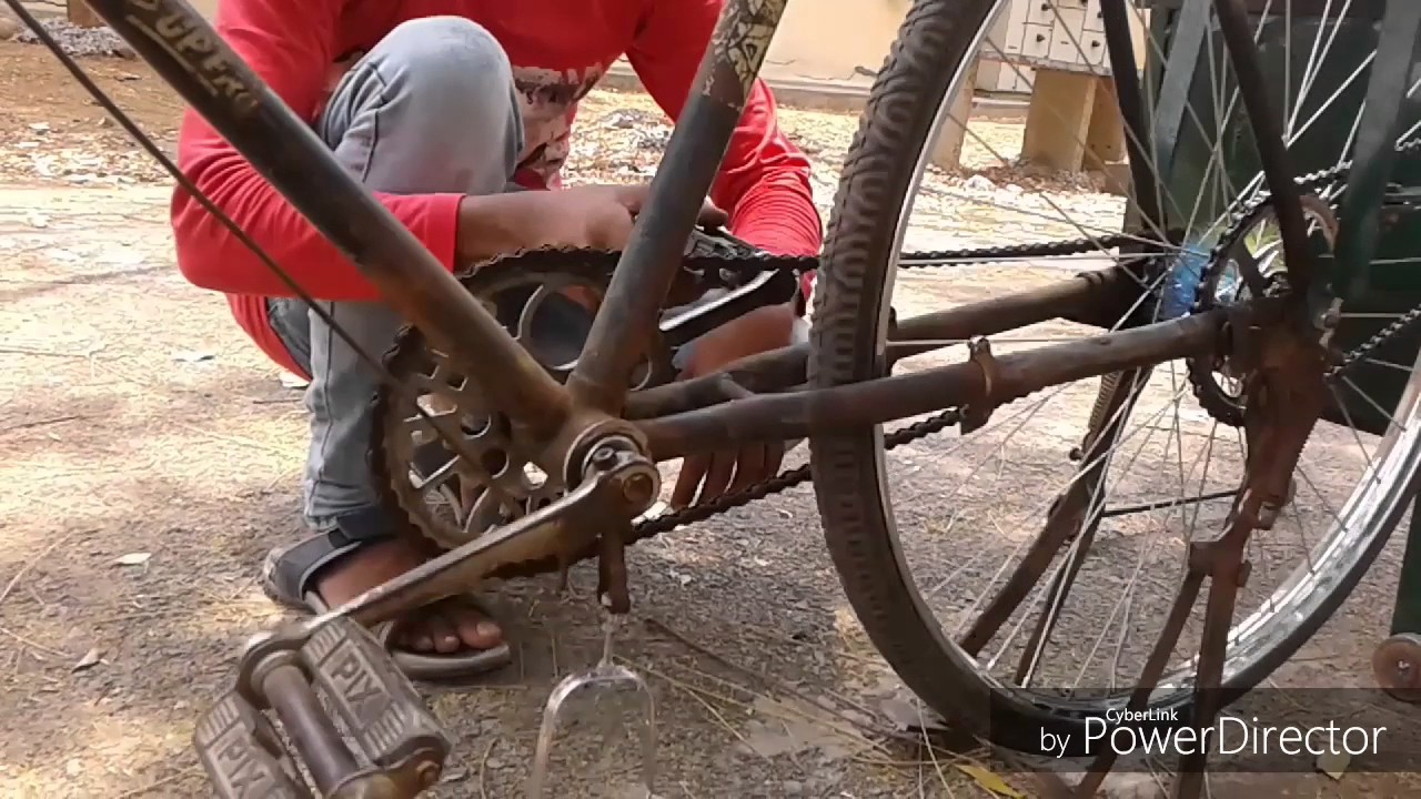 Bicycle Operated Groundnut Stripper And Shell remover ( BOGSAS )