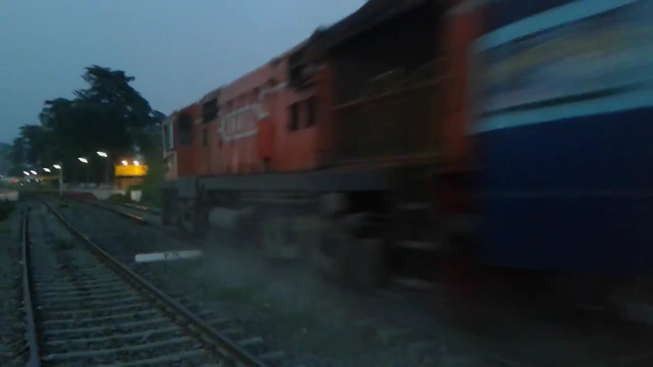 Honking BWN WDM-3A with up TEESTA TORSHA EXP Enters Khagraghat Road Stn. in style