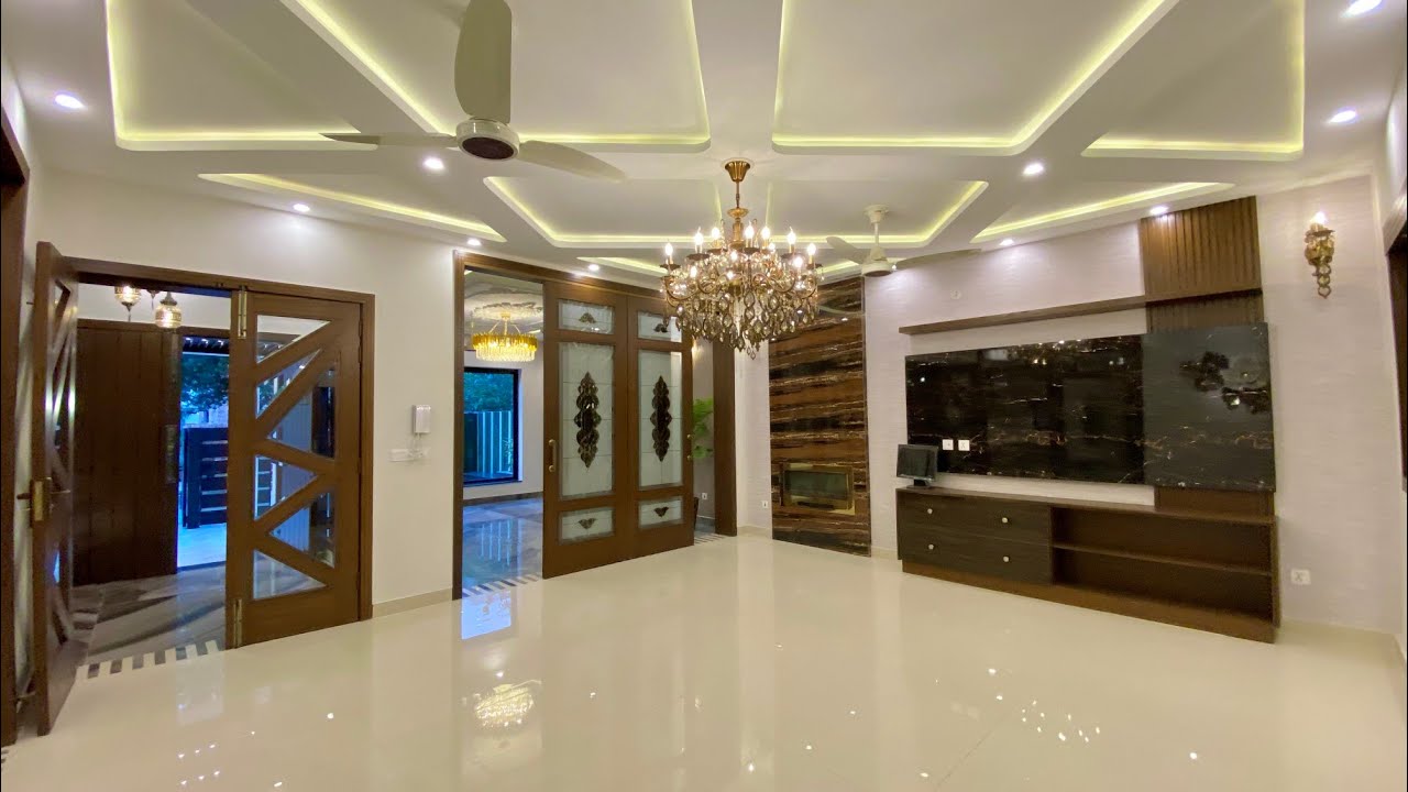 10 Marla 35' × 65' Beautiful low budget House 🏘️ with 5 Bedroom for sale