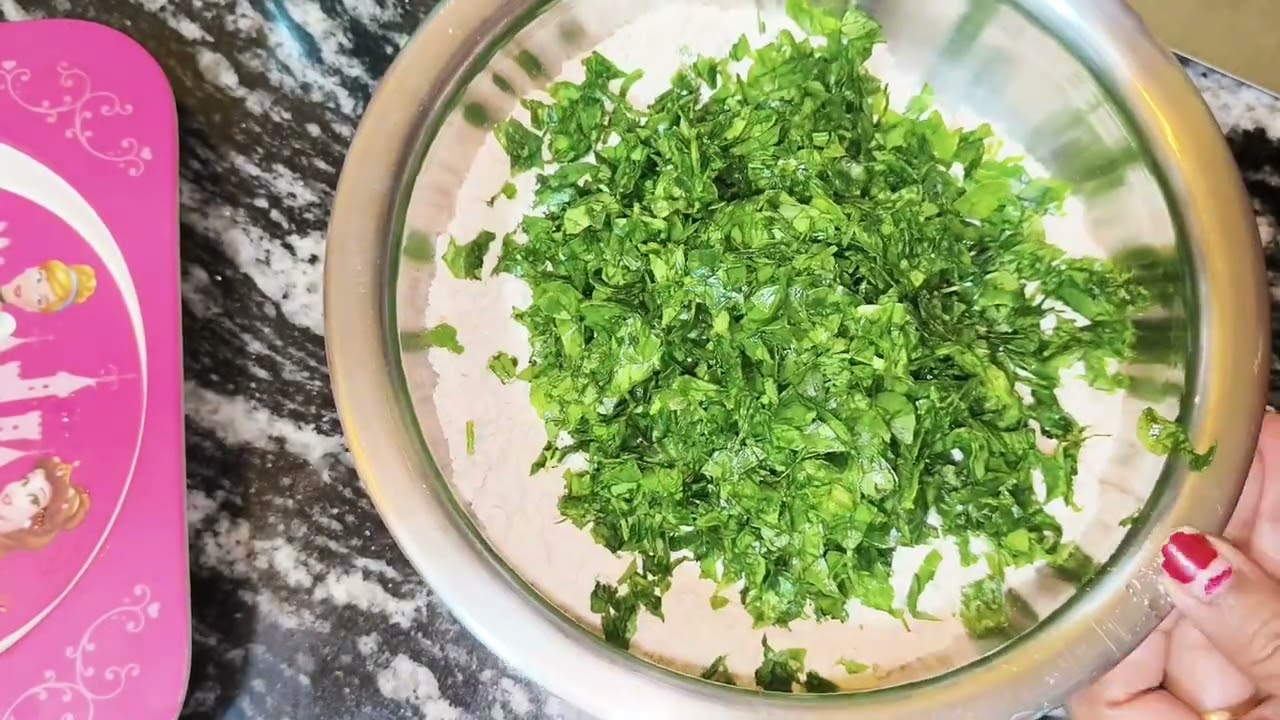 Fenugreek leaves paratha#Methi paratha#@peaceoflifePOL 