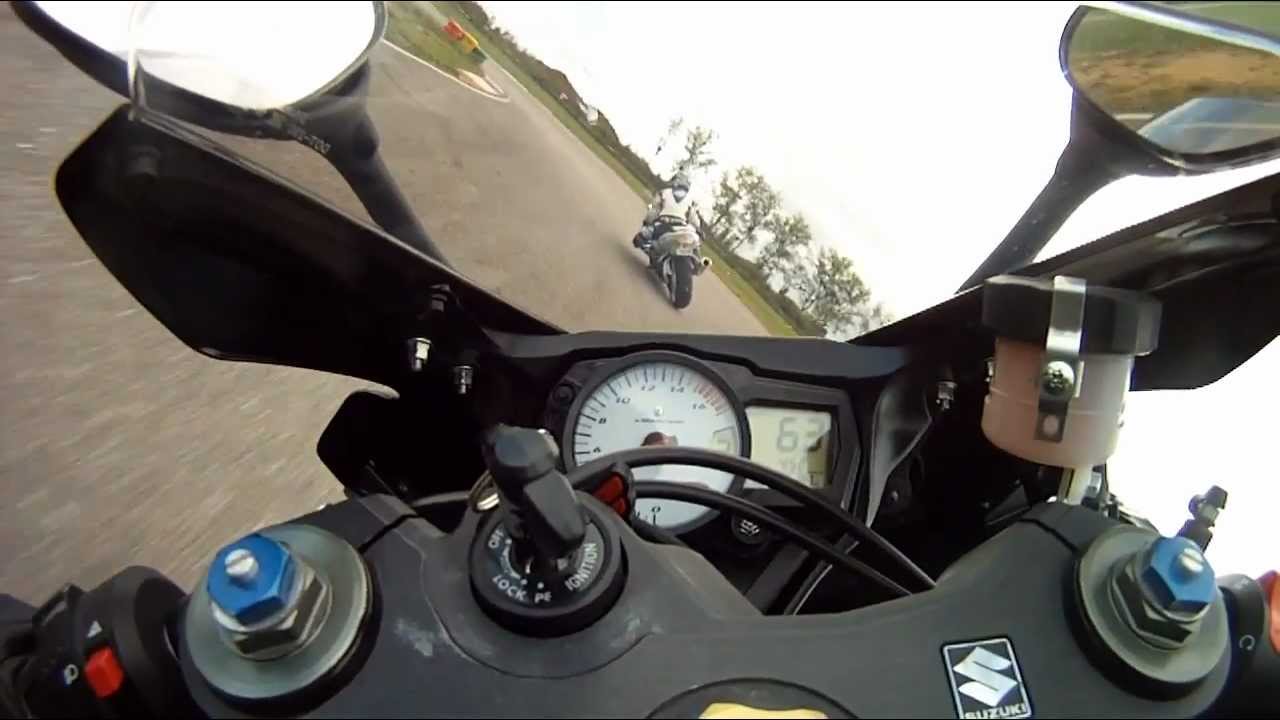 Tour du circuit de Chambley en 750 GSX-R