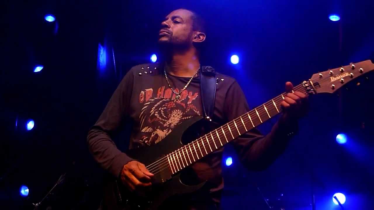 Tony Macalpine - Tears of Sahara (KKZ Moskva, Moscow, Russia 23.03.2012)