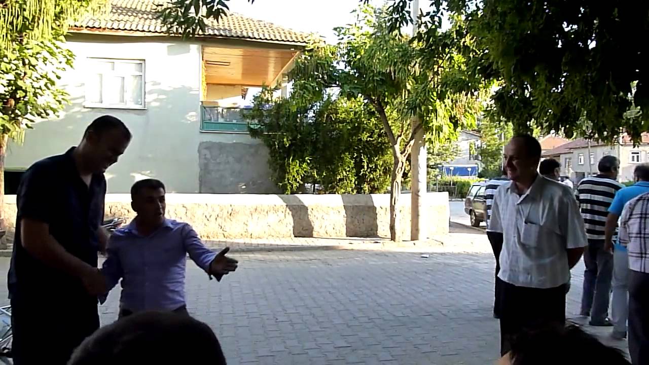 Esence Kasabasında Ramazan Bayramı Parktan Canlı Görüntüler.09.08.2013