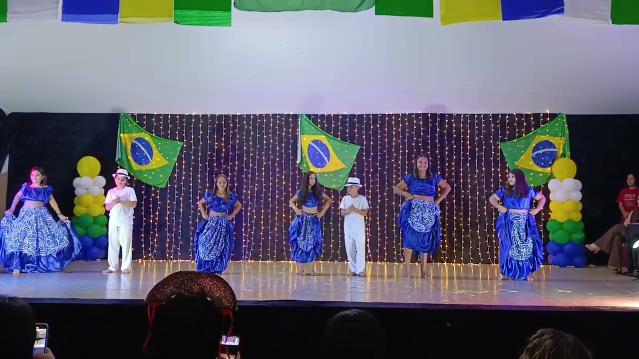 Ludun - apresentação do 4° ano - Colégio Sol Nascente.