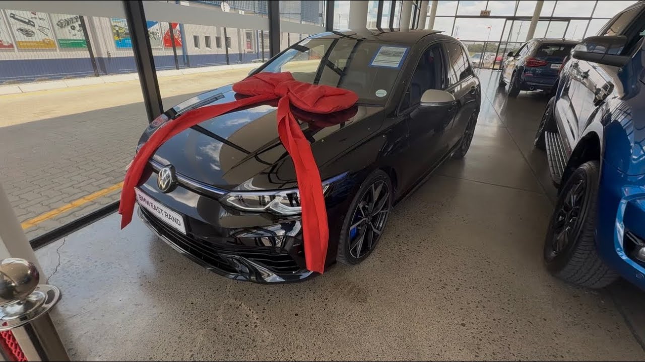Vw Volkswagen GOLF 8 R all BLACK 🖤🐈‍⬛in mzansi South Africa 2025 walk around and review 