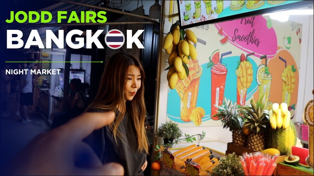 We Found the Secret Chill Spot at Bangkok’s Hottest Night Market (Smoothies Included)
