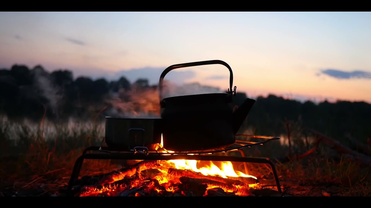 i see fire, Feuerger&auml;usche, Naturger&auml;usche mit Feuer knistern am See, Meditationsmusik