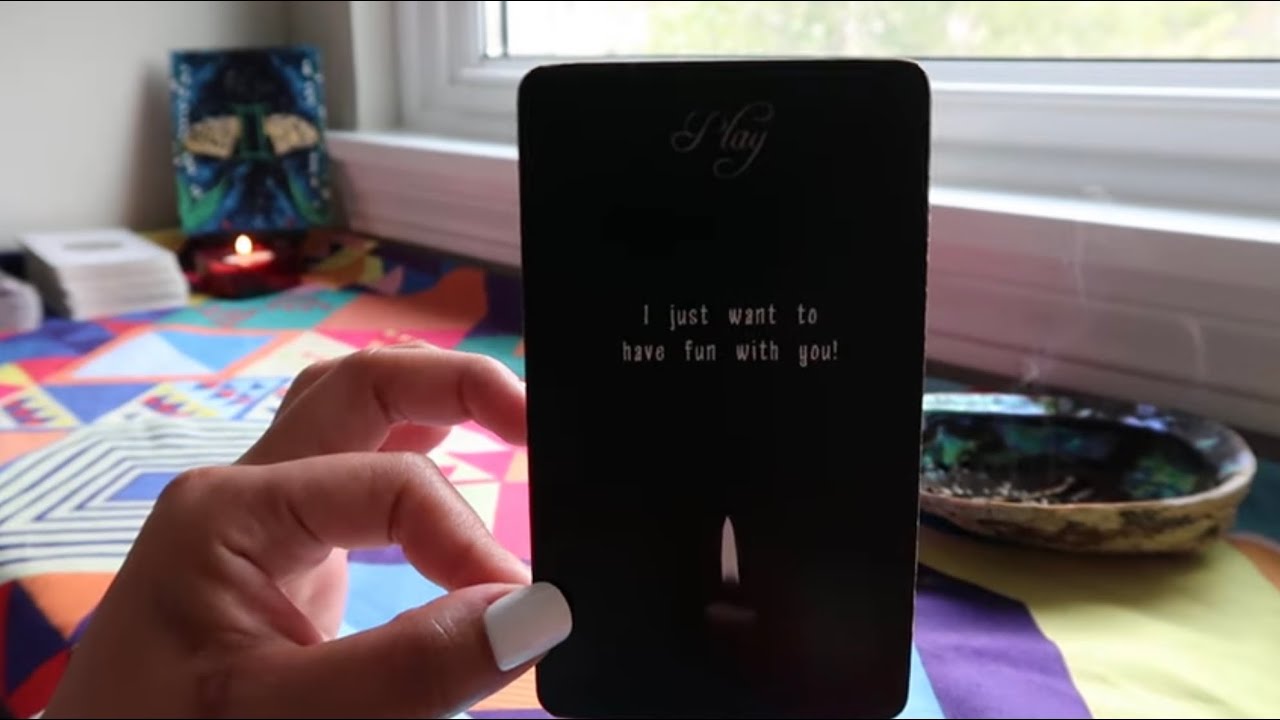 Gemini ♊️ This is why they’re holding back 😶 August 2021 Tarot ❤️🦋